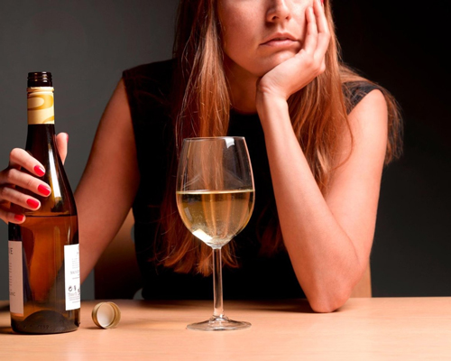 Анонимное лечение женского алкоголизма в Судже